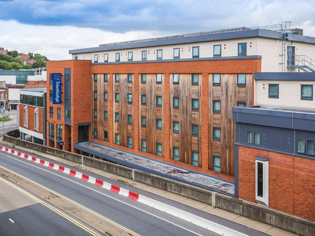 Travelodge High Wycombe Central Exterior foto