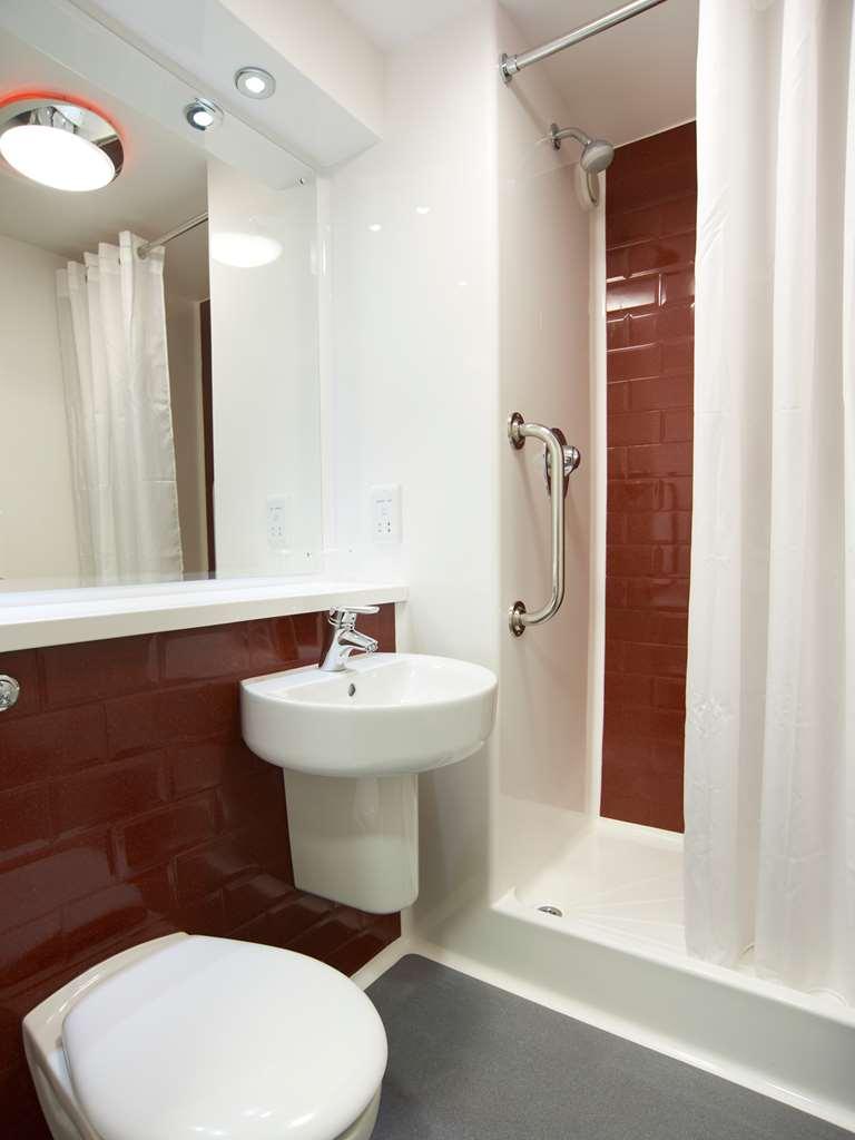 Travelodge High Wycombe Central Quarto foto