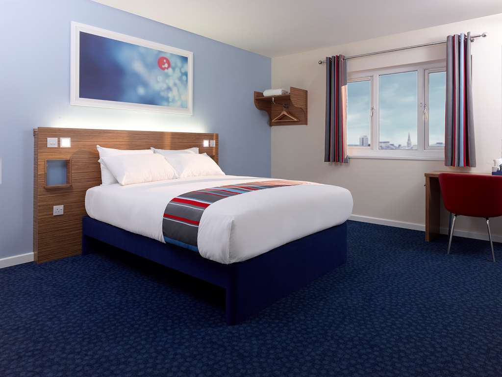 Travelodge High Wycombe Central Quarto foto